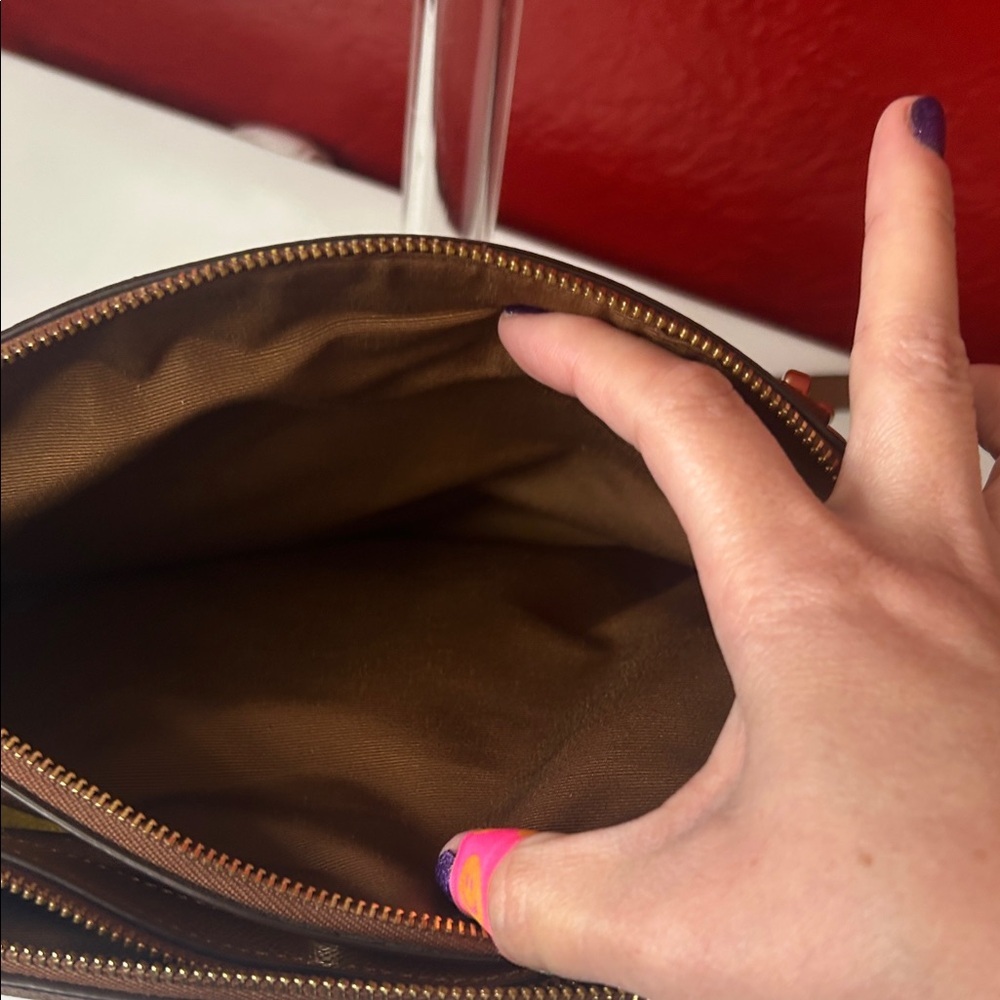 Coach Tan Leather Shoulder Bag - Picture 6 of 10
